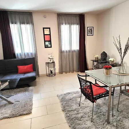 Apartment Croisette Palais Des Festivals
